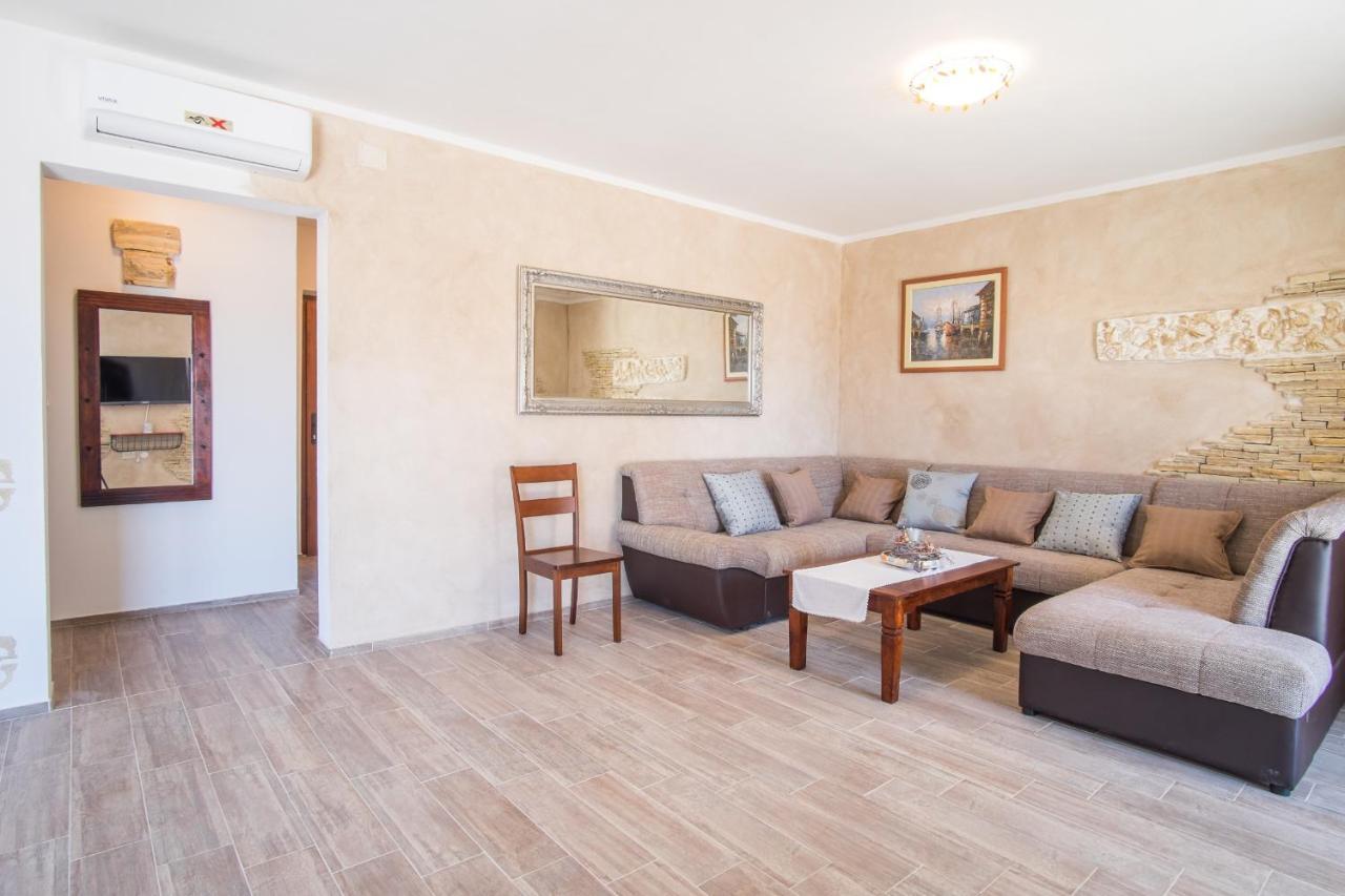 Villa Dijana West Linardići Exteriér fotografie
